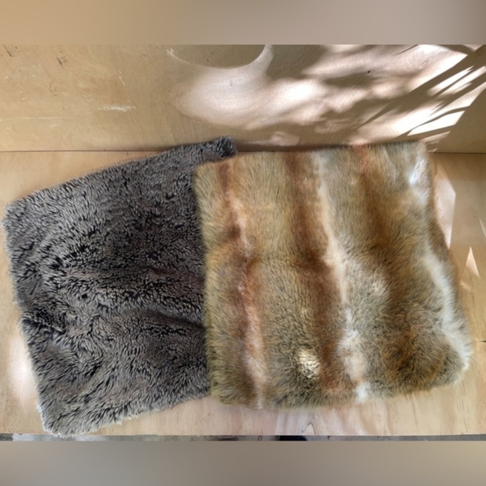 Set of 2 Faux Fur Pottery Barn‎ Pillow Shams